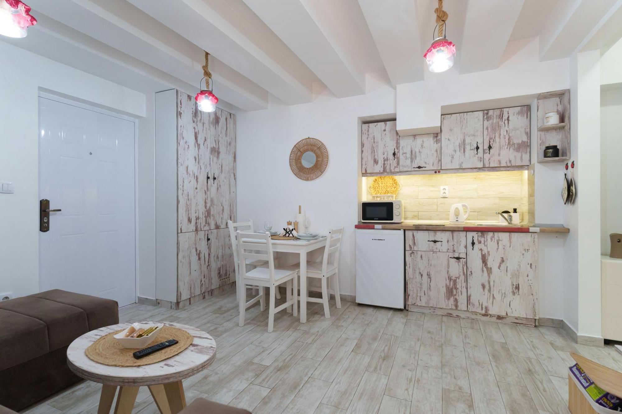 Apartamento Lara Free Parking Skadarlija Belgrado Exterior foto